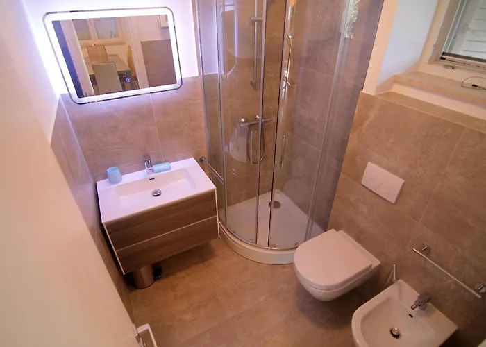 Seahouse 114 3* مالي لوشينغْ