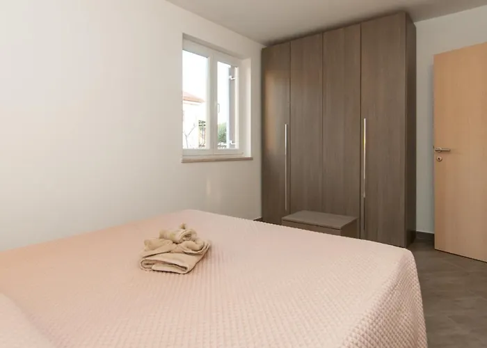 Seahouse 114 مالي لوشينغْ