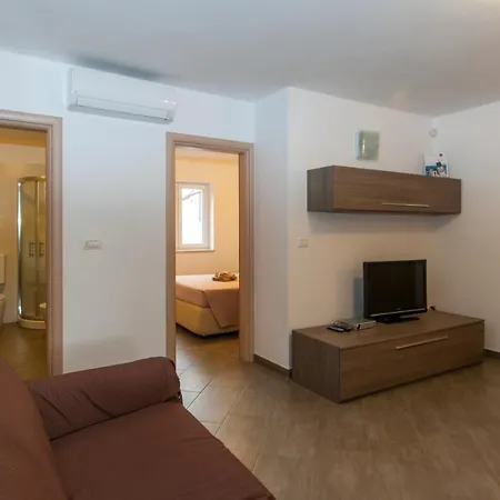 Seahouse 114 Ξενοδοχείο με διαμερίσματα 3*