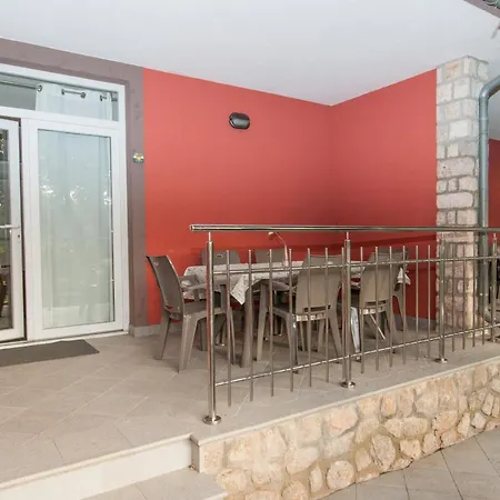 Seahouse 114 Ξενοδοχείο με διαμερίσματα 3*