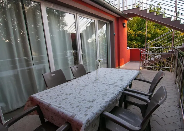 Seahouse 114 Apartmanhotel 3*