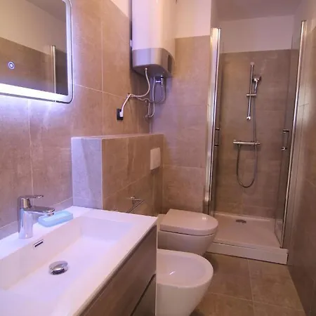 Seahouse 114 3* マリ・ロシニュ