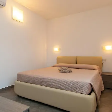 Seahouse 114 3* マリ・ロシニュ