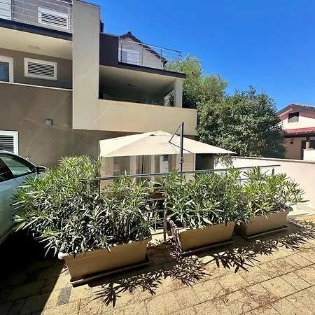 Seahouse 114 3* マリ・ロシニュ