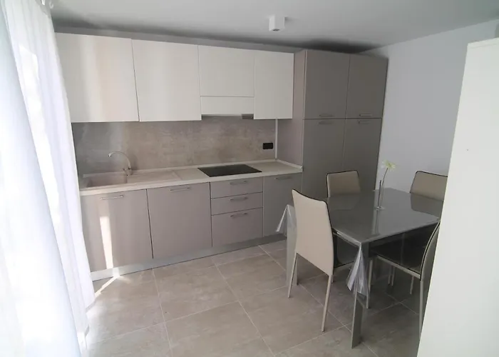 公寓式酒店 Seahouse 114