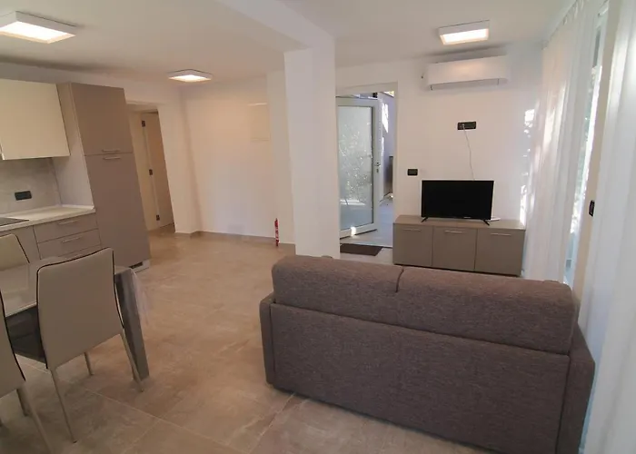 公寓式酒店 Seahouse 114 3*