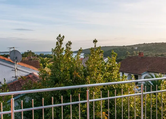 Seahouse 114 公寓式酒店