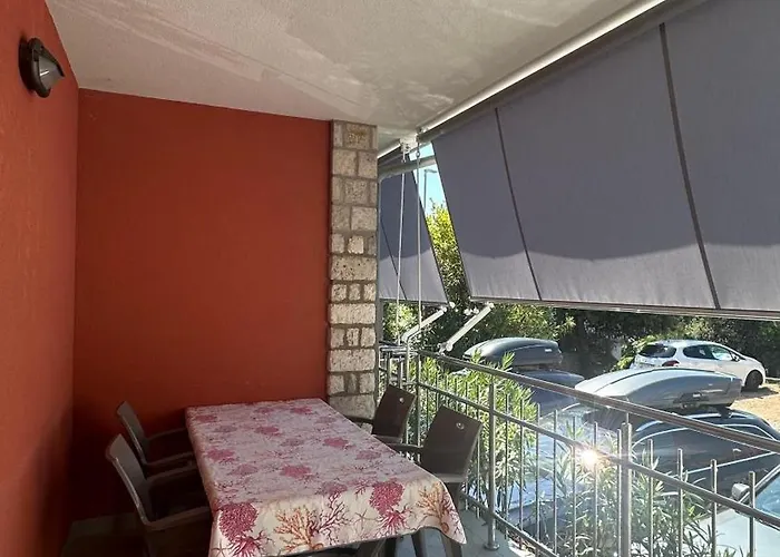 Seahouse 114 公寓式酒店 木洛希尼