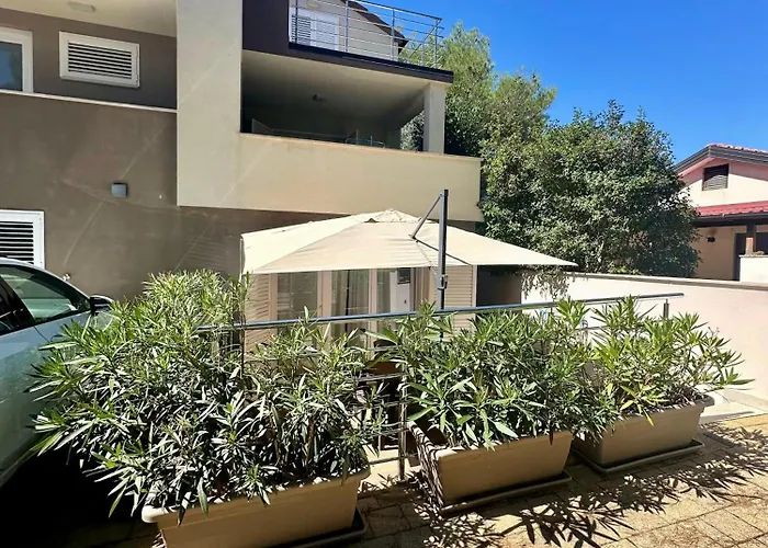 Seahouse 114 3* 木洛希尼